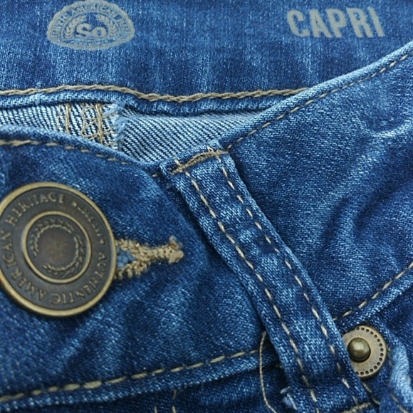 Capris - Picture 2 of 4